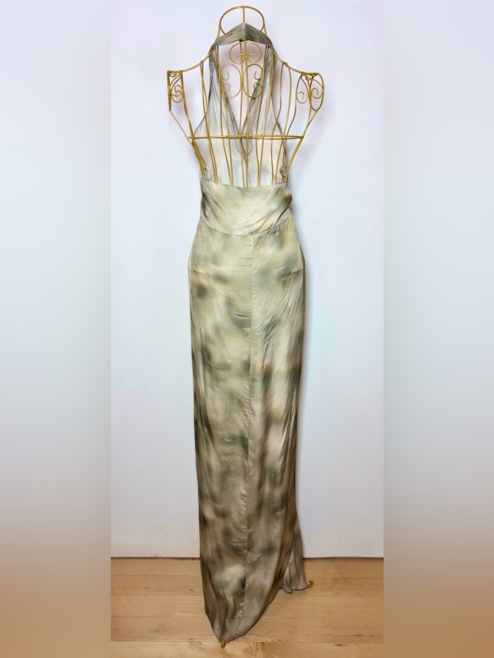 Zara Limited Edition Multiway Tie-Dye Halter
Maxi Dress, Size Large - Picture 8 of 16